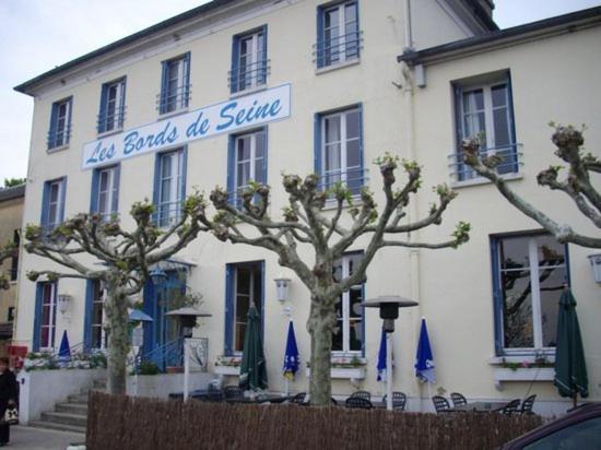 Logis Hotel & Restaurant - Les Bords De Seine Ла-Рош-Гийон Экстерьер фото